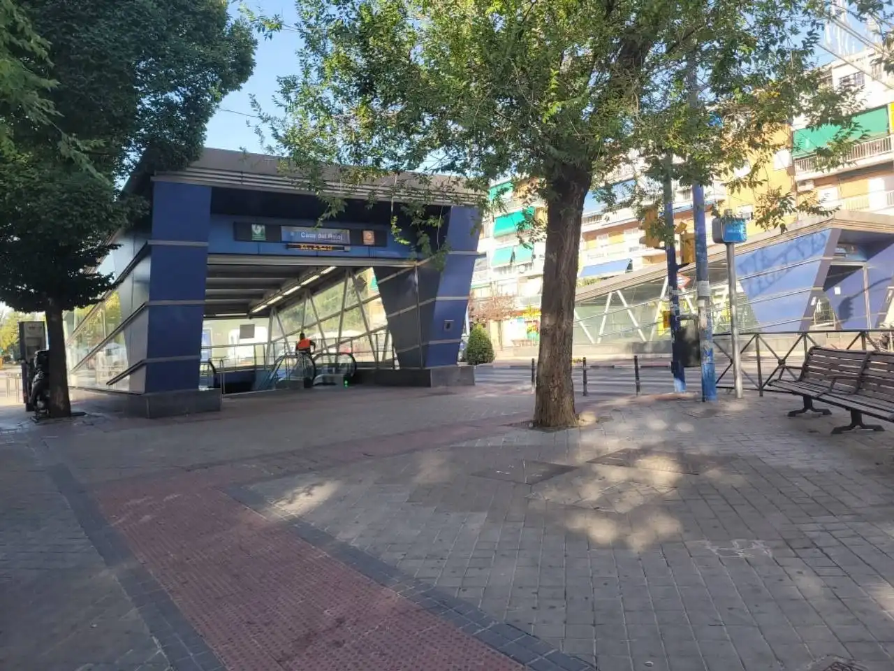 Exterior view of Commercial properties for sale in Leganés