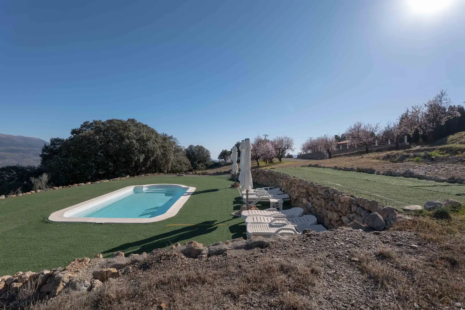 Piscina de Finca rústica en venta en Nevada con Aire acondicionado, Jardín privado y Terraza