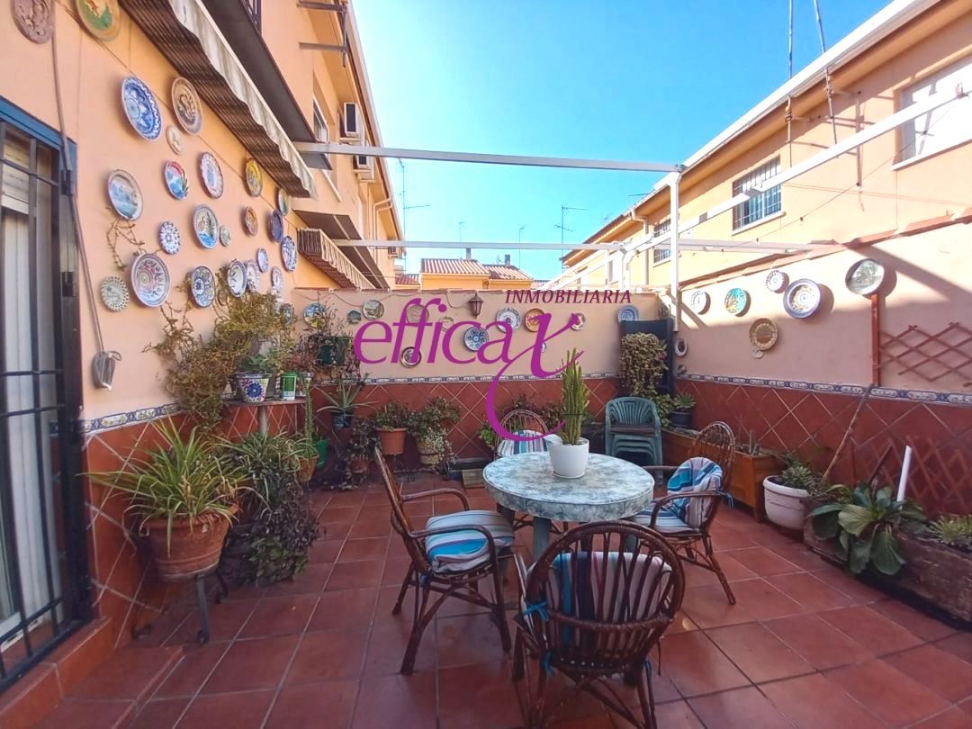 Terrace of House or chalet for sale in Torrijos  with Air Conditioner, Heating and Furnished