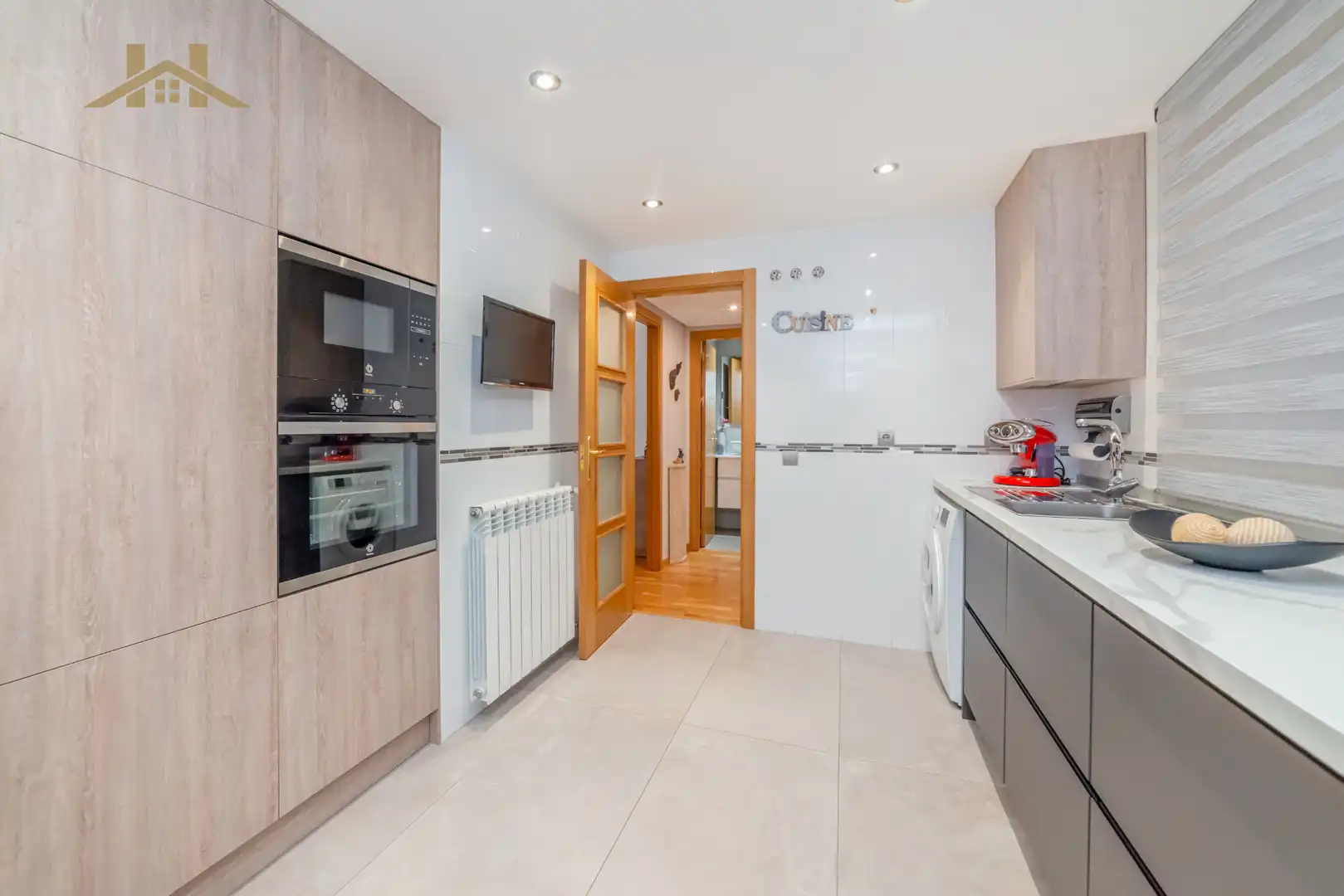 Kitchen of Flat for sale in Valdemoro  with Air Conditioner, Heating and Parquet flooring