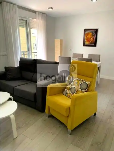 Flat with lift to rent in Triana, imagen 4