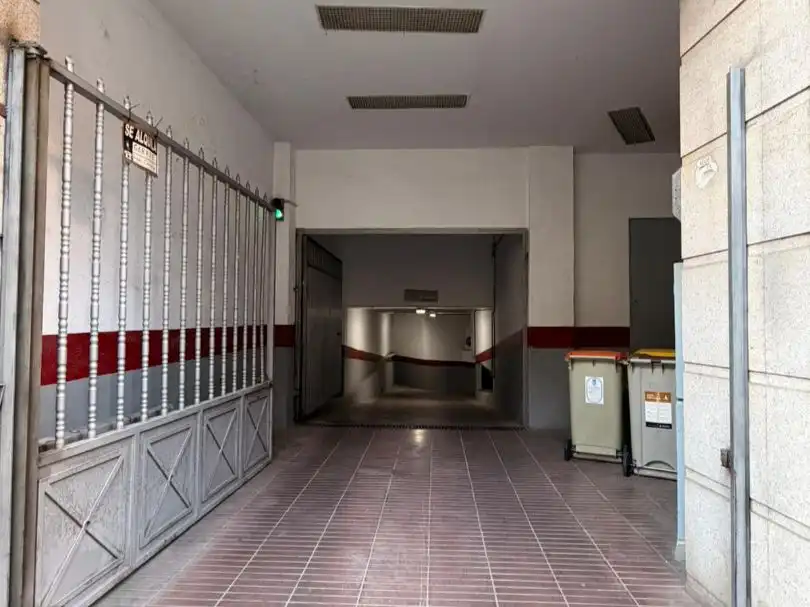 Einzelparkplatz zum Verkauf in Morejon 4, imagen 3