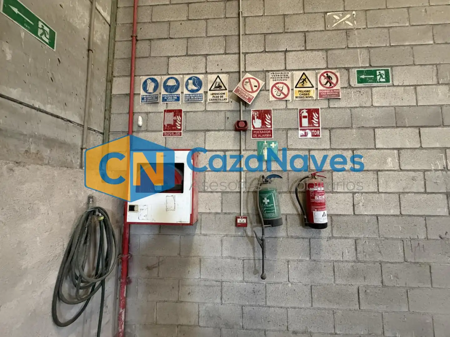 Aparcament de Nau industrial en venda en Arganzuela