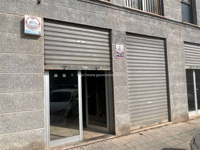 Local comercial en Venta en Foners