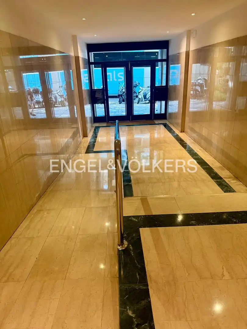 Piso en venta en Barcelona con Aire acondicionado, Calefacción y Parquet