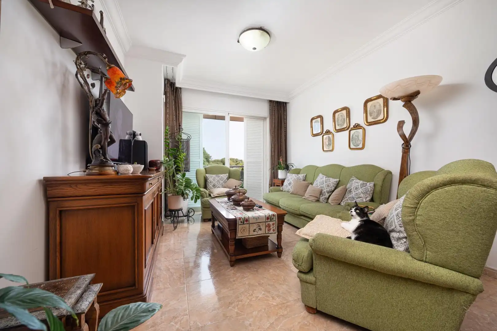 Wohnzimmer von Wohnungen zum Verkauf in Alcúdia mit Klimaanlage, Heizung und Terrasse