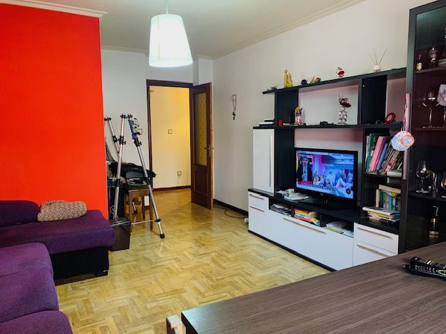 Sala de estar de Piso en venta en Gijón  con Calefacción, Parquet y Trastero