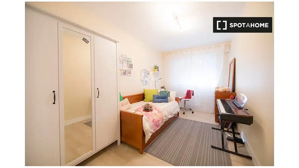 Habitación en Txurdinaga