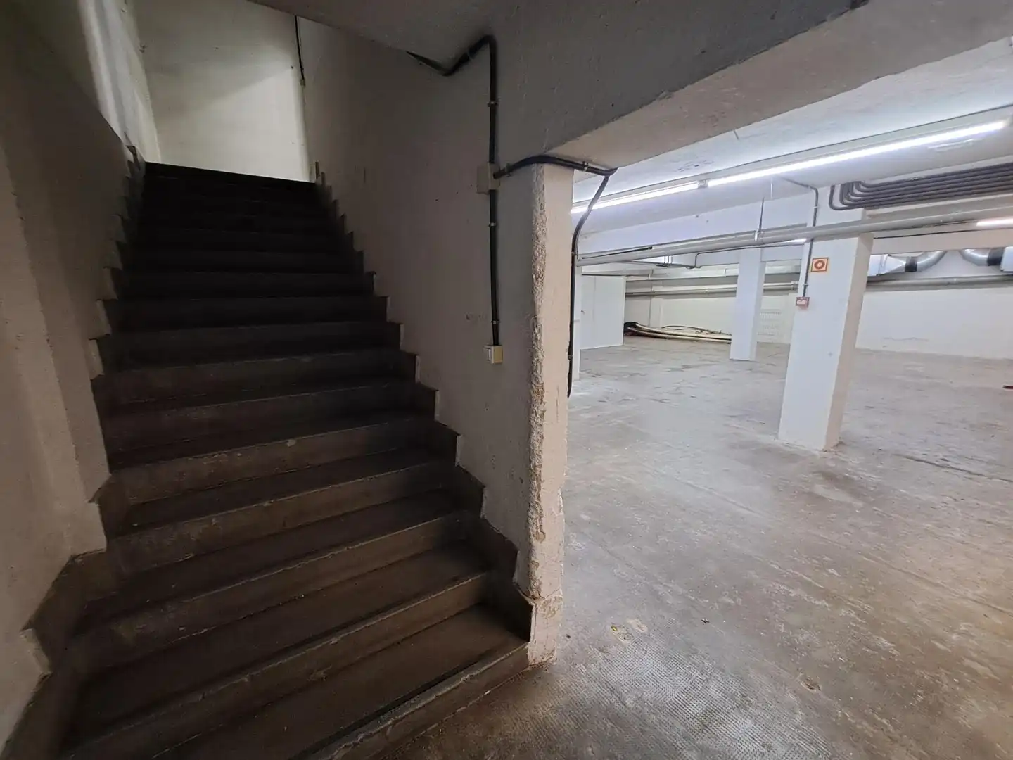 Geschaftsraum zur Miete in Oviedo 