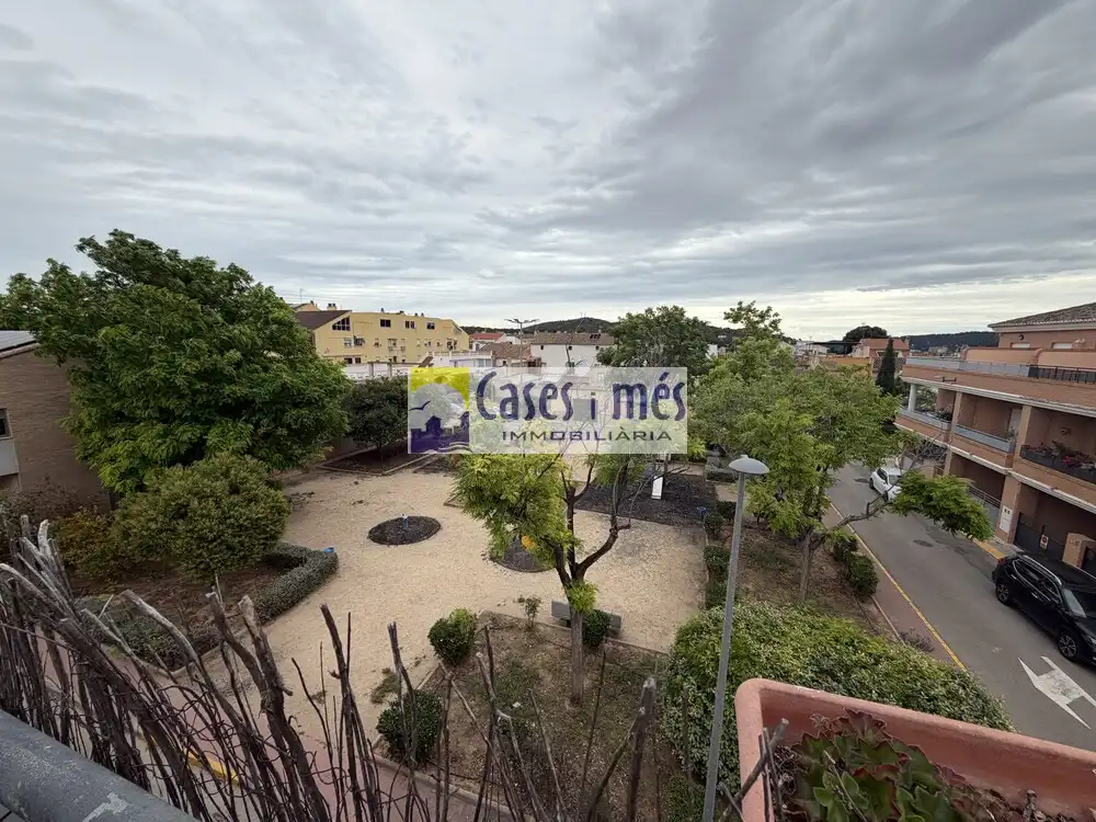Außenansicht von Einfamilien-Reihenhaus zum Verkauf in Albalat dels Tarongers mit Klimaanlage, Heizung und Terrasse