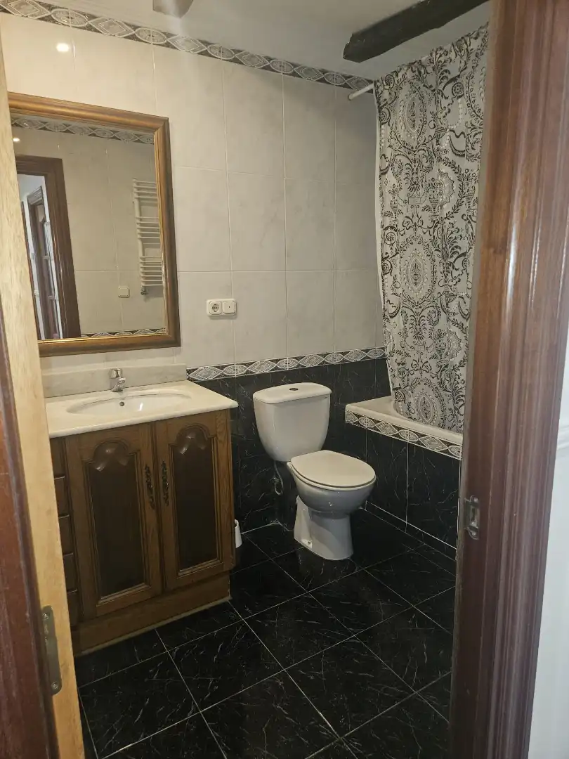 Bathroom of Flat for sale in Irun   with Heating, Parquet flooring and Balcony