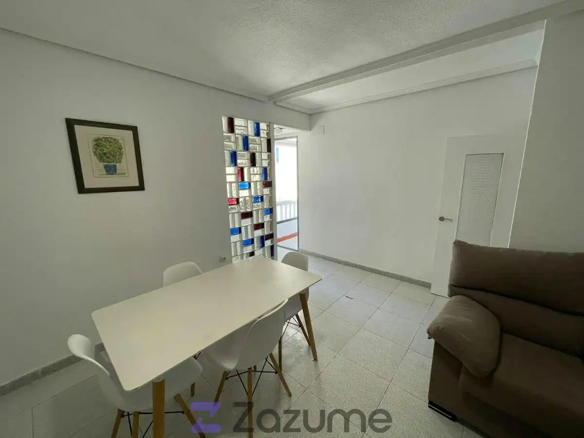 Esszimmer von Wohnung zur Miete in Ontinyent mit Klimaanlage, Abstellraum und Möbliert
