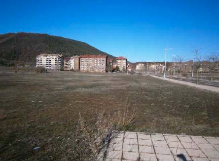 Terreno residencial en Venta en Calle de Serrablo en Sabiñánigo Centro - Aurín