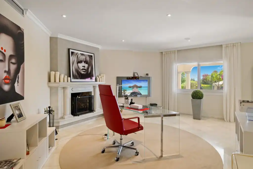 Chalet con piscina en venta en Nueva Andalucía, imagen 38