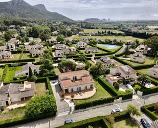 Vista exterior de Casa o xalet en venda en L'Estartit amb Jardí privat i Piscina comunitària