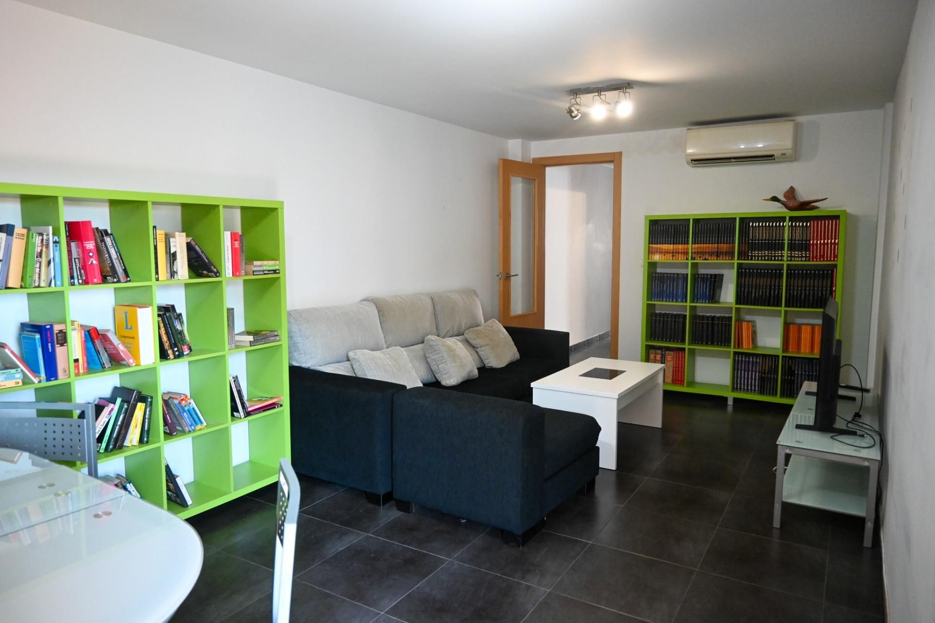 Living room of Flat to rent in  Valencia Capital  with Air Conditioner, Heating and Balcony