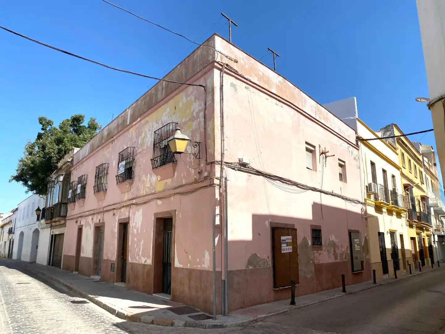 Vista exterior de Casa adosada en venda en Jerez de la Frontera