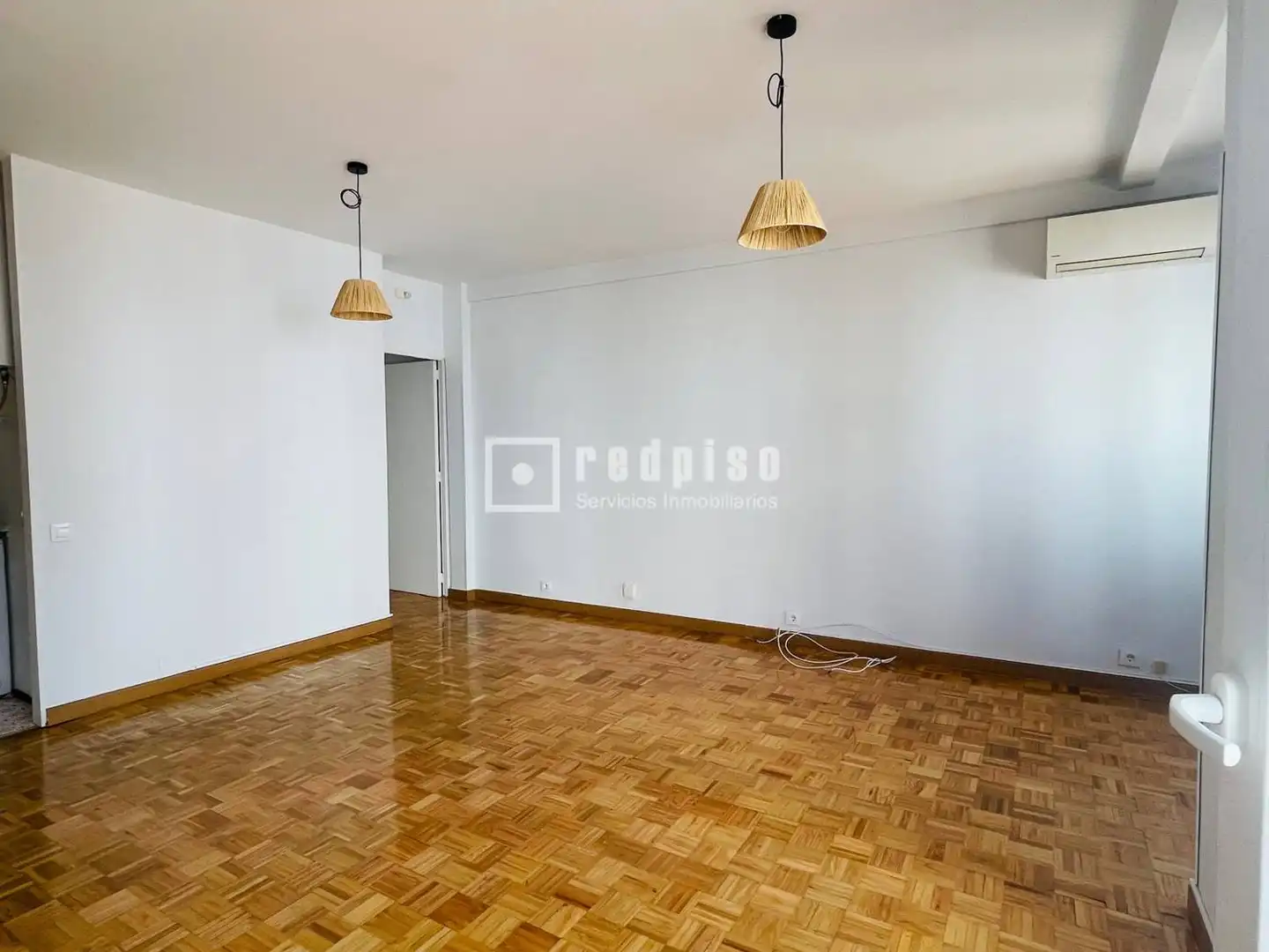 Habitación de Piso de alquiler en Madrid con Calefacción y Terraza