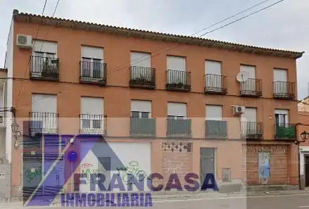 Vista exterior de Piso en venta en Velada