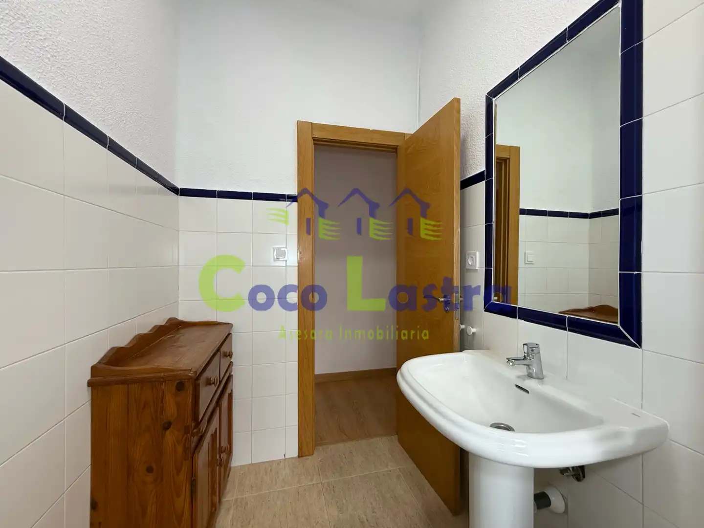 Badezimmer von Wohnung zur Miete in Salamanca mit Heizung, Privatgarten und Parkett