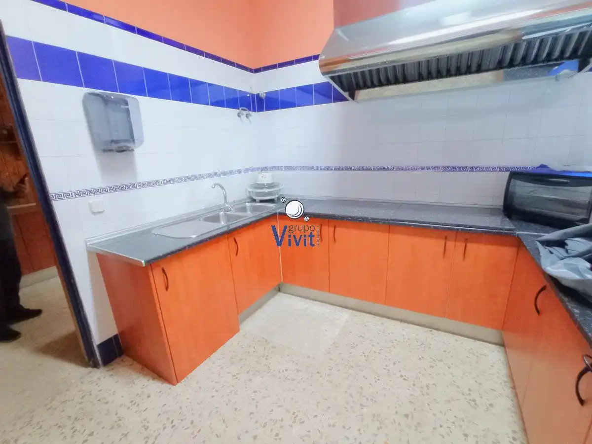 Kitchen of Commercial properties for sale in Alcalá de Guadaira