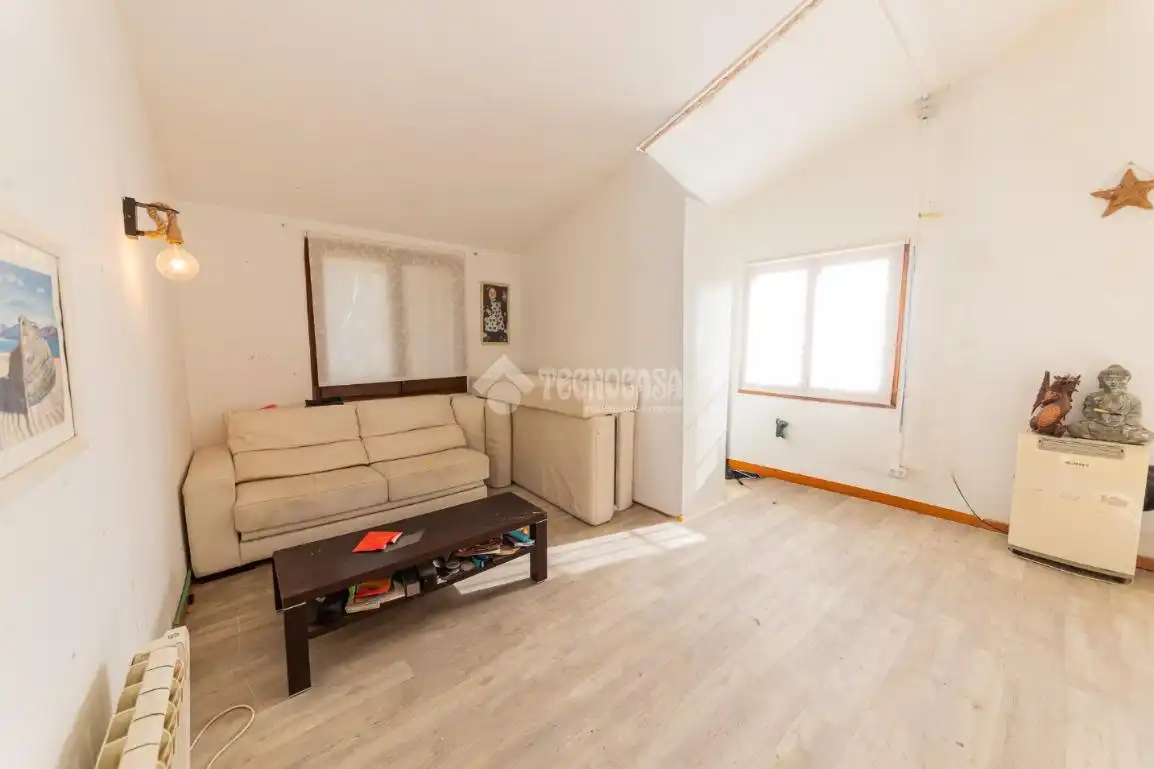 Sala d'estar de Casa o xalet en venda en Rodonyà amb Calefacció, Parquet i Balcó