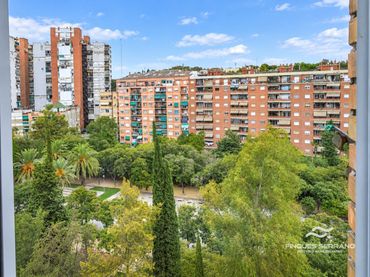 Àtic amb ascensor en venda a ZONA FRANCA