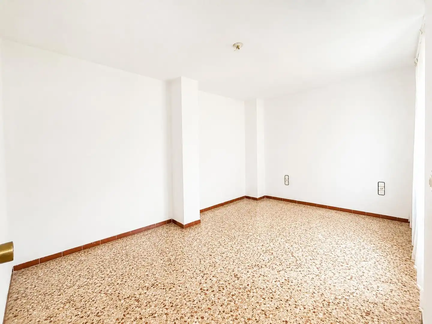 Wohnung zum Verkauf in Valencia mit Terrasse