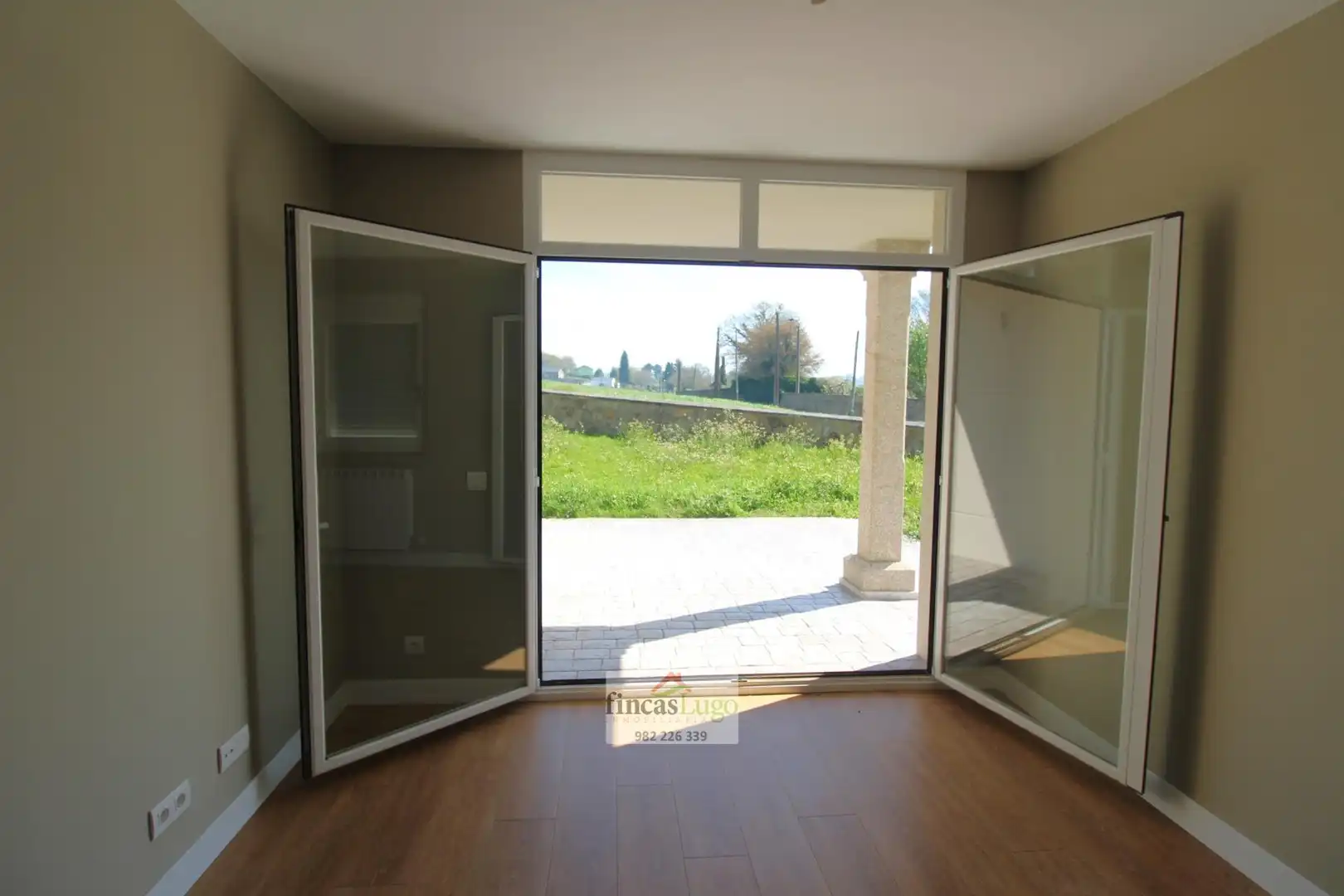Habitación de Casa o chalet en venta en Lugo con Calefacción, Jardín privado y Terraza