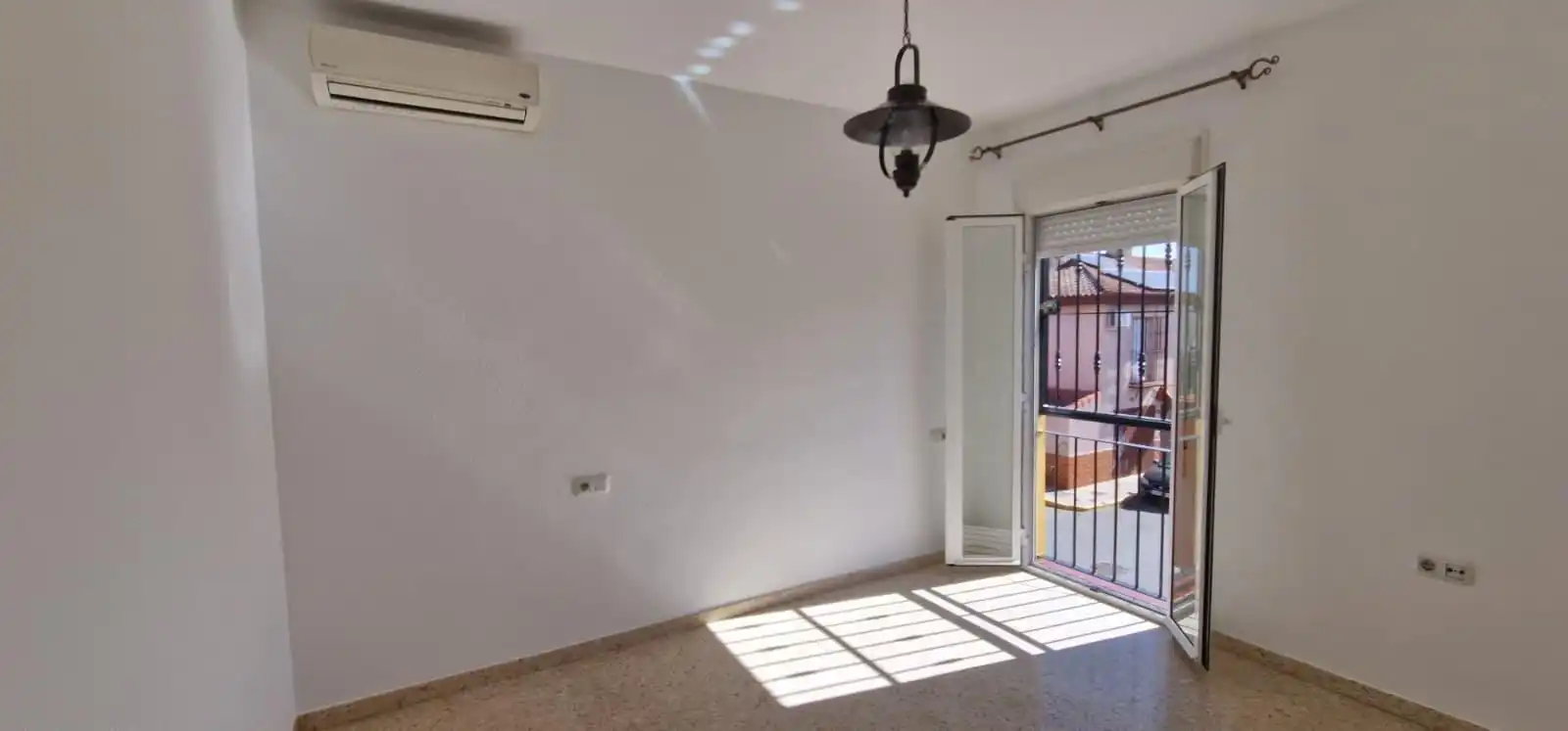 Houses for sale in Umbrete, Sevilla
