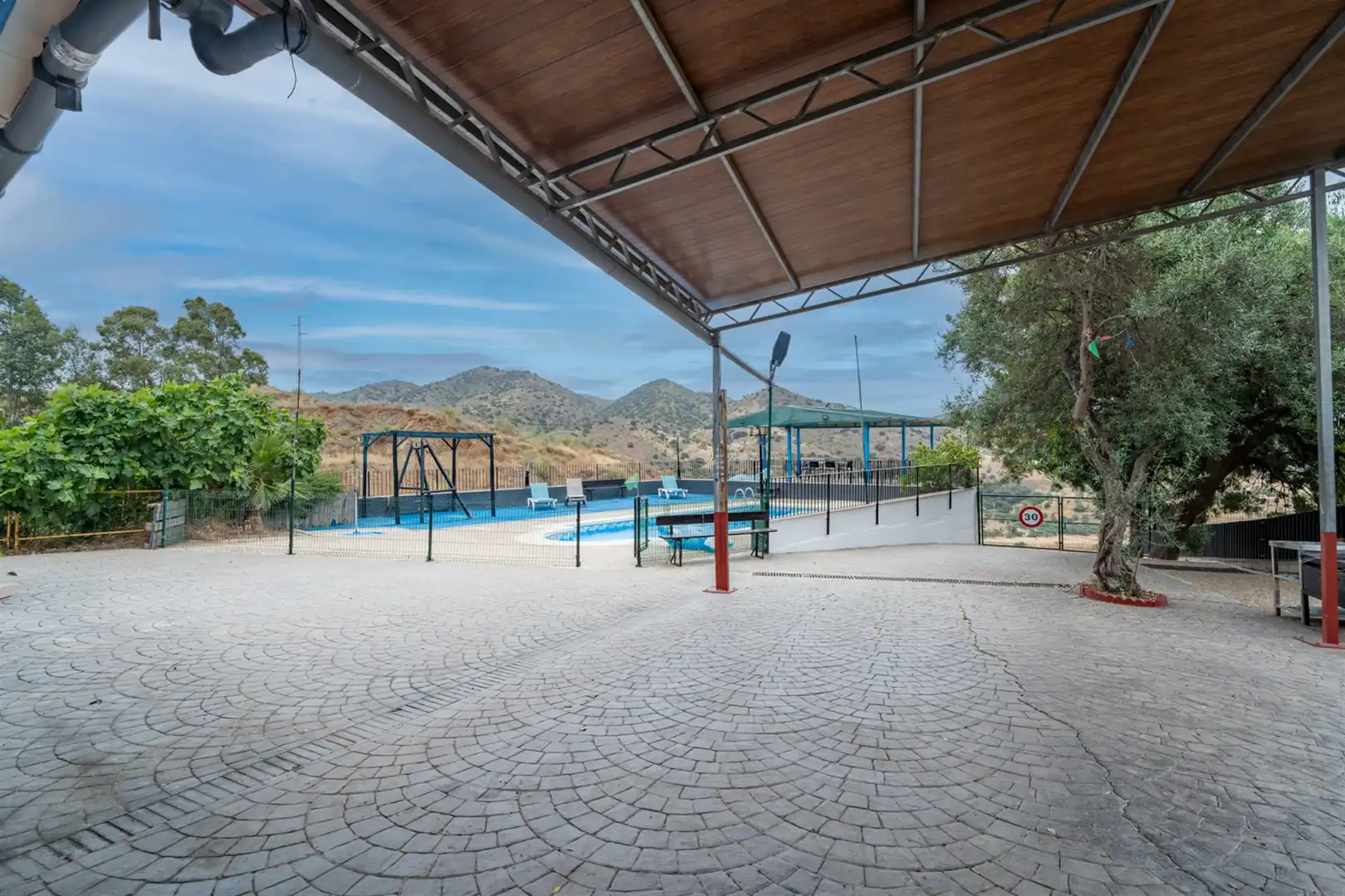 Piscina de Casa o xalet en venda en Cártama