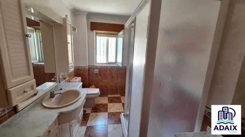 Houses for sale in Urda
