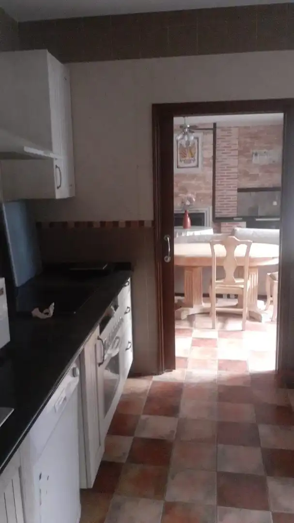 Cocina de Casa o chalet en venta en Consuegra con Aire acondicionado, Terraza y Piscina