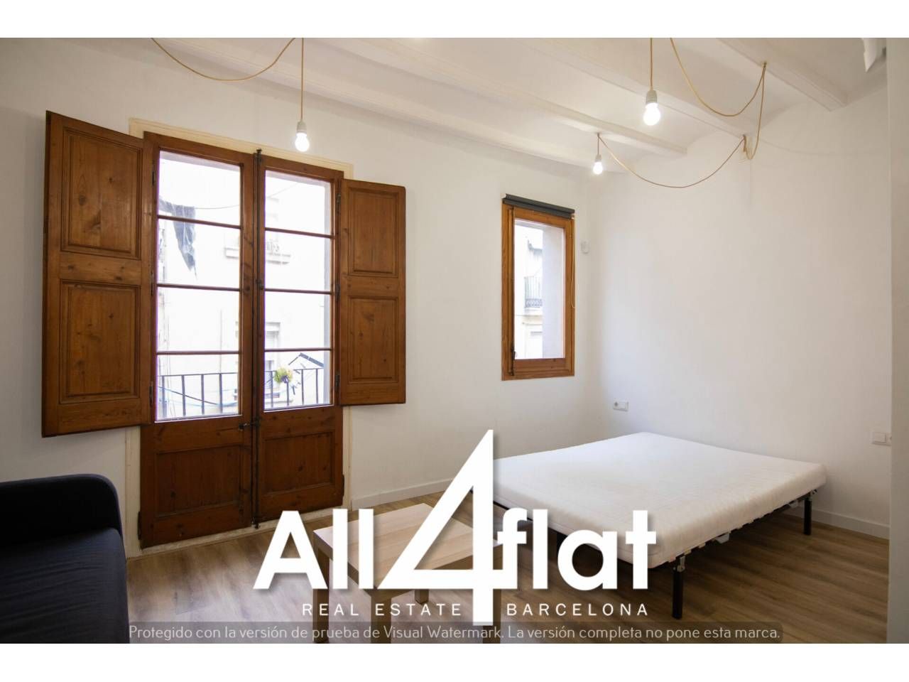 Dormitori de Estudi de lloguer en  Barcelona Capital amb Aire condicionat, Parquet i Moblat