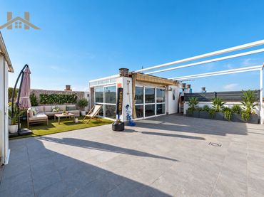Ático con jardín en venta en Centro