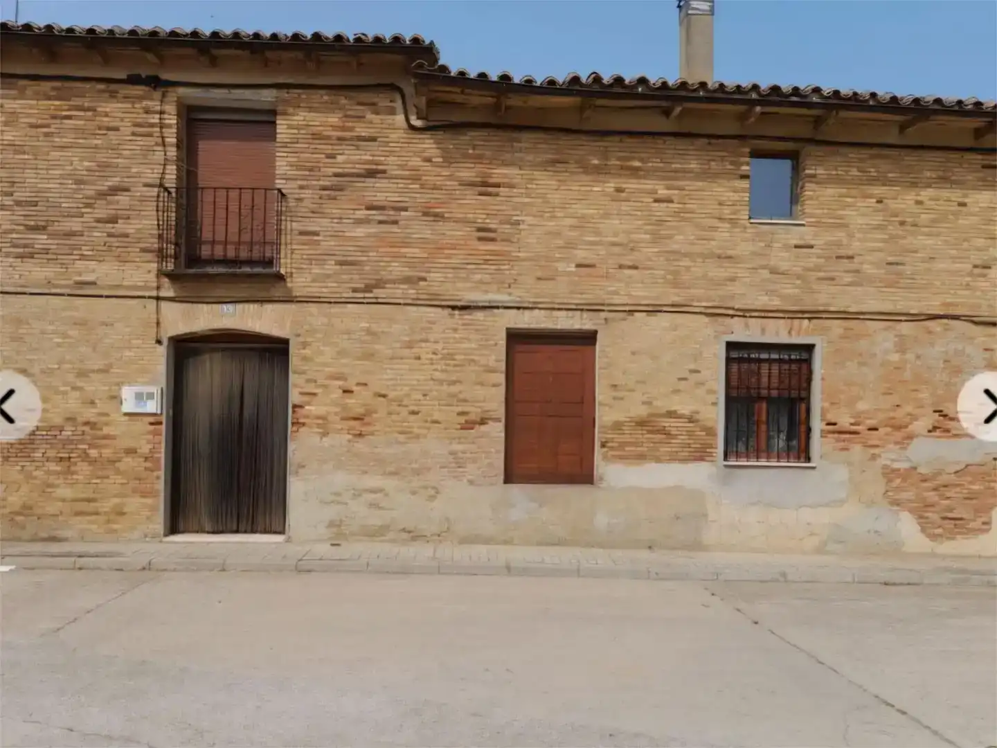 Vista exterior de Casa adosada en venda en Becerril de Campos