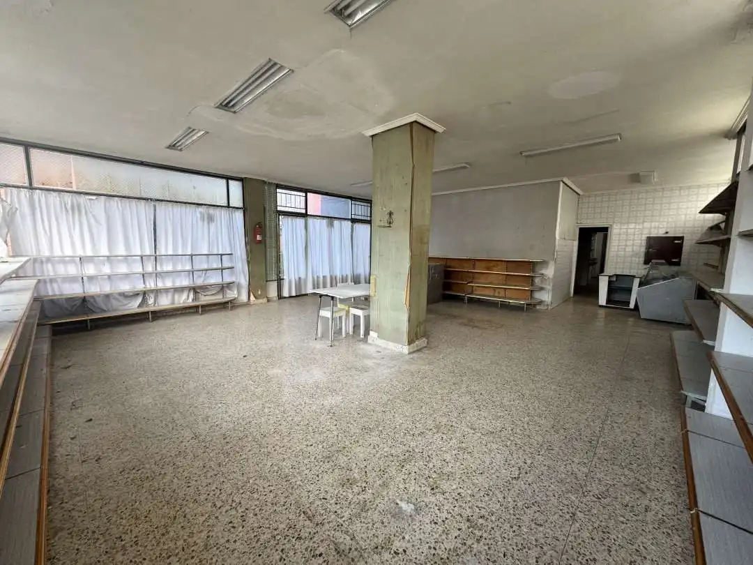 Local comercial en venta en Legazpi, imagen 2