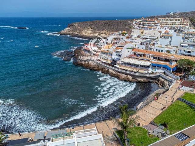 Casa-chalet en Venta en EL MUELLE S/N en La Caleta