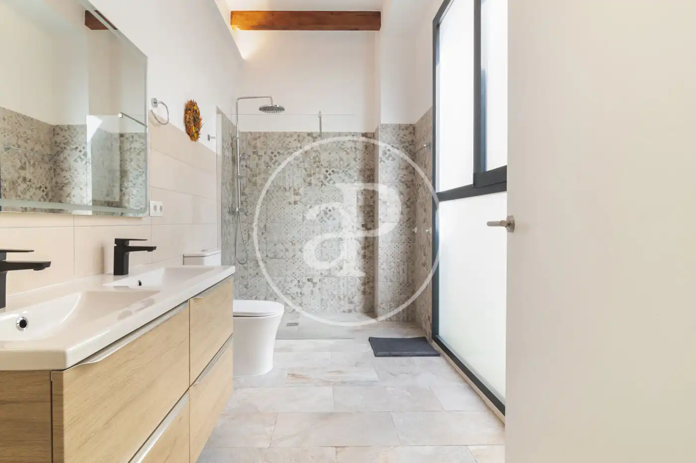 Badezimmer von Wohnung zum Verkauf in Valencia mit Klimaanlage, Heizung und Terrasse