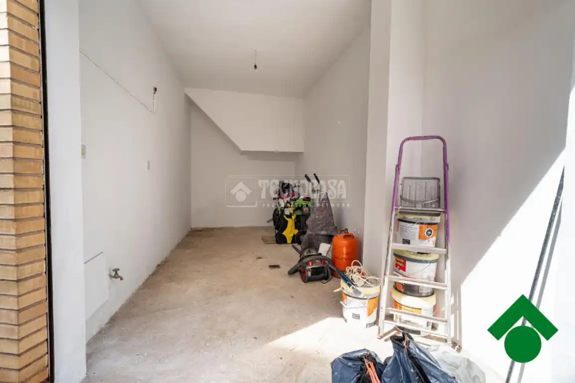 Casa adosada en venda en Albolote amb Terrassa i Balcó