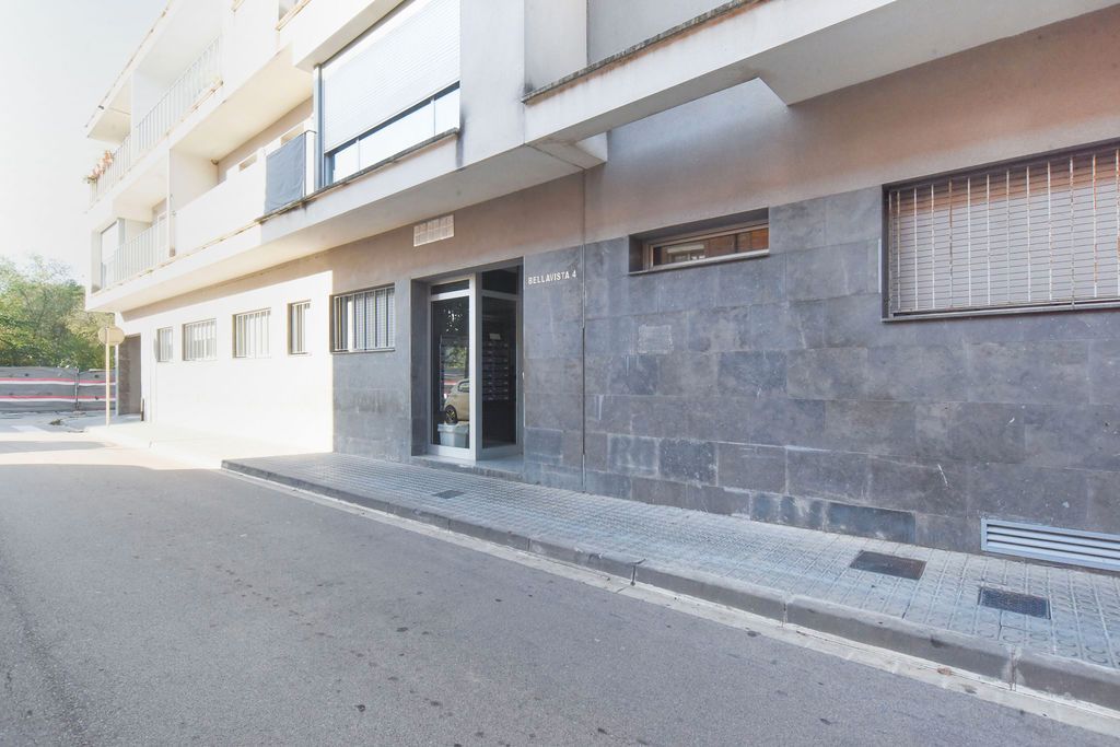 Exterior view of Flat for sale in Sant Celoni  with Furnished