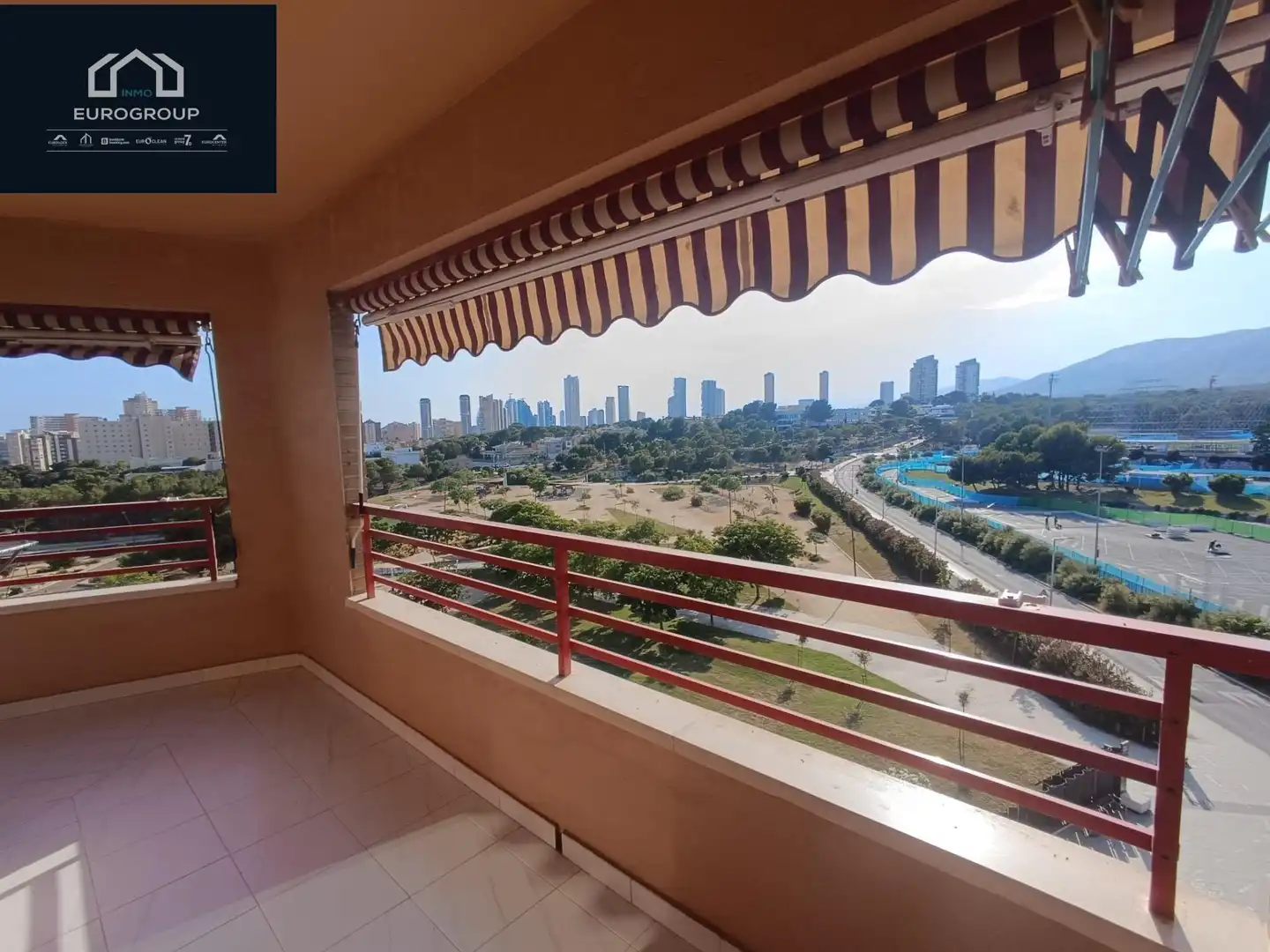 Vista exterior de Piso en venta en Benidorm con Aire acondicionado y Terraza