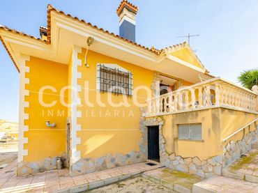 Villa con balcone in vendita a Valle del Sol