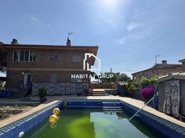 Maison avec piscine à vendre à Sils