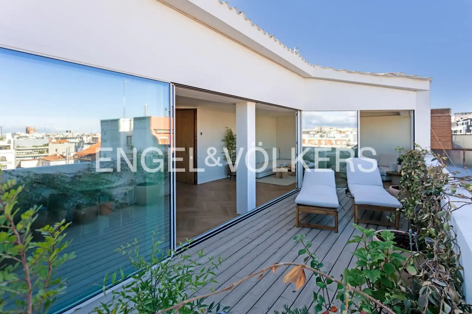 Terrace of Attic for sale in Barrio de Salamanca