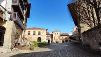 Vista exterior de Àtic en venda en Santillana del Mar amb Calefacció, Terrassa i Balcó