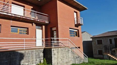 Foto 2 de Casa adosada en venda a San Roque, 50, Hontoria del Pinar, Burgos