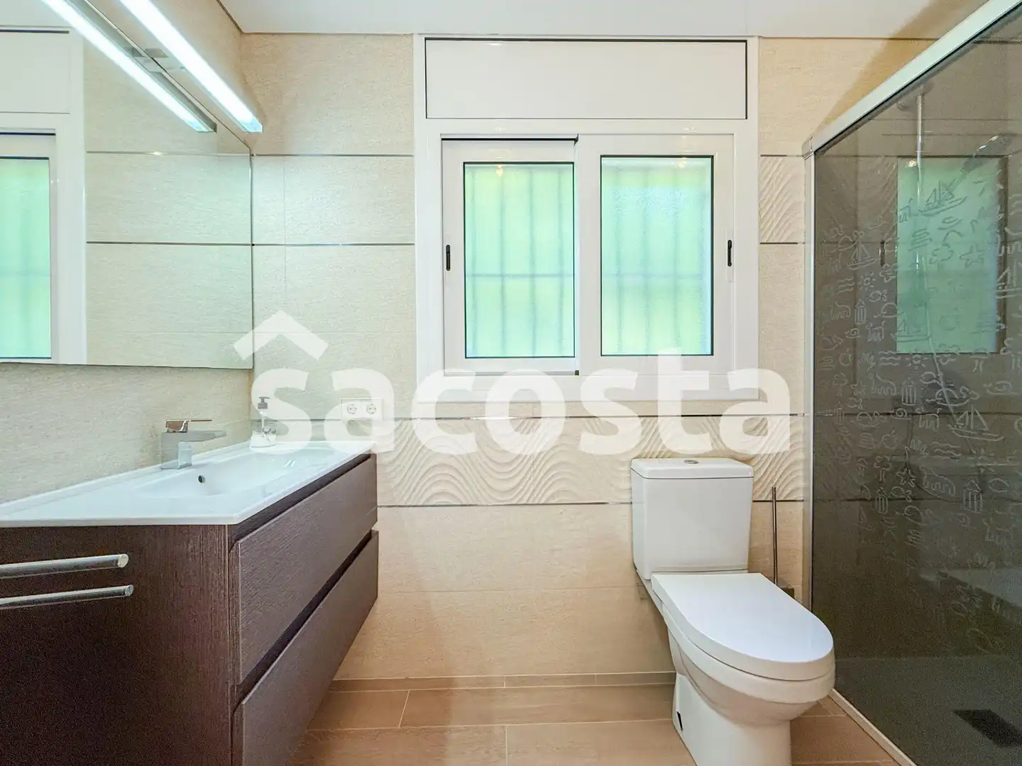 Bany de Casa o xalet en venda en Lloret de Mar amb Aire condicionat, Jardí privat i Parquet
