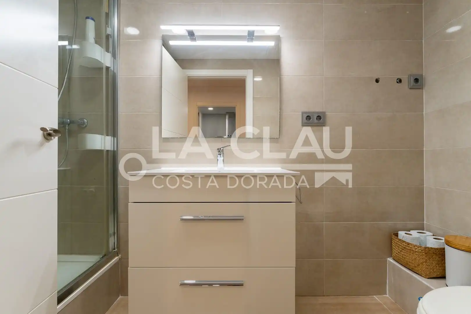 Bathroom of Flat for sale in Tarragona  with Heating, Oven and Microwave