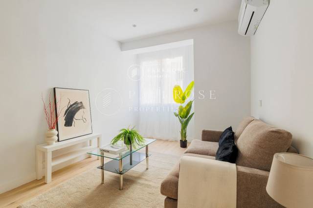 Piso en Venta en Bocangel en Fuente del Berro